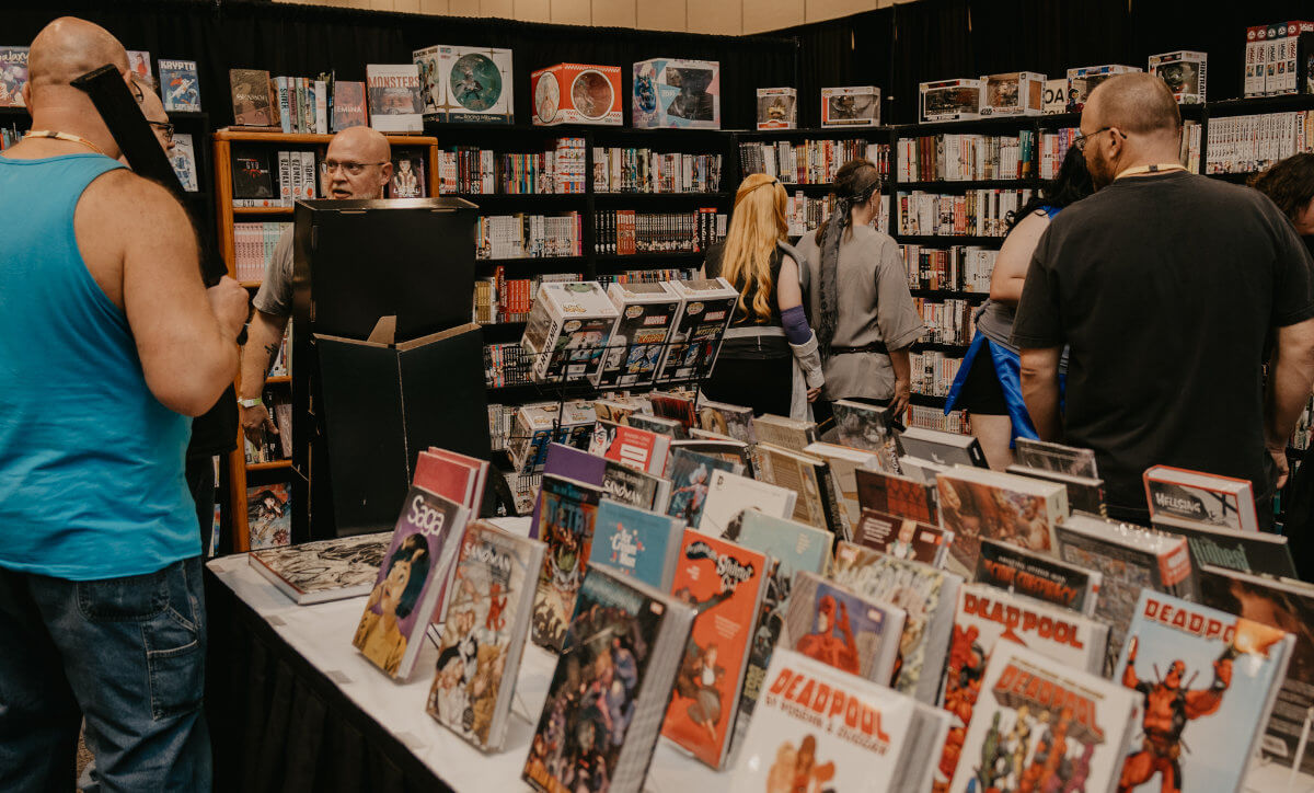 Close up of comic book vendor at Siouxpercon.